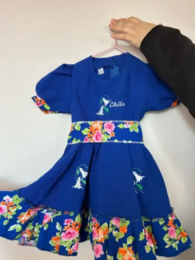 Vestido rojo estampado floral - miniatura 3