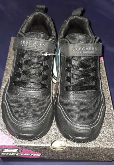 Zapatillas negras Skechers nuevas - miniatura 5