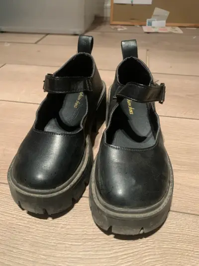 Zapatos Mary Jane negros - miniatura 1