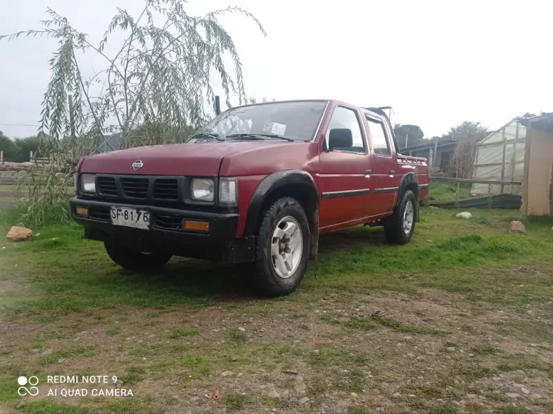 Camioneta pickup roja - 4