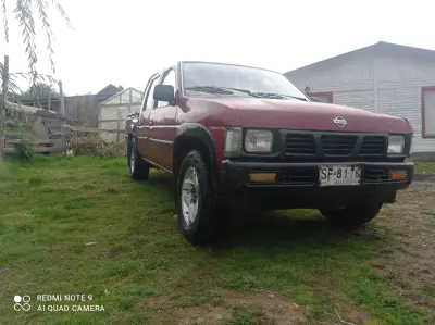 Camioneta pickup roja - miniatura 5
