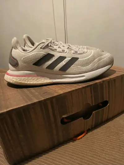 Zapatillas deportivas blancas Adidas - miniatura 1