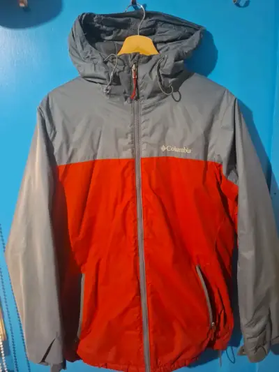 Chaqueta Columbia gris y roja - miniatura 1
