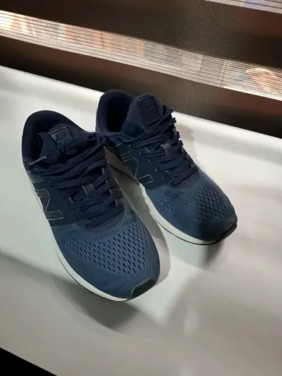 Zapatillas deportivas azul marino - miniatura 1