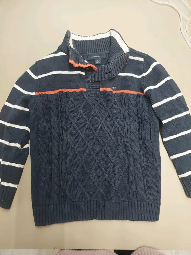 Suéter azul con rayas Tommy Hilfiger