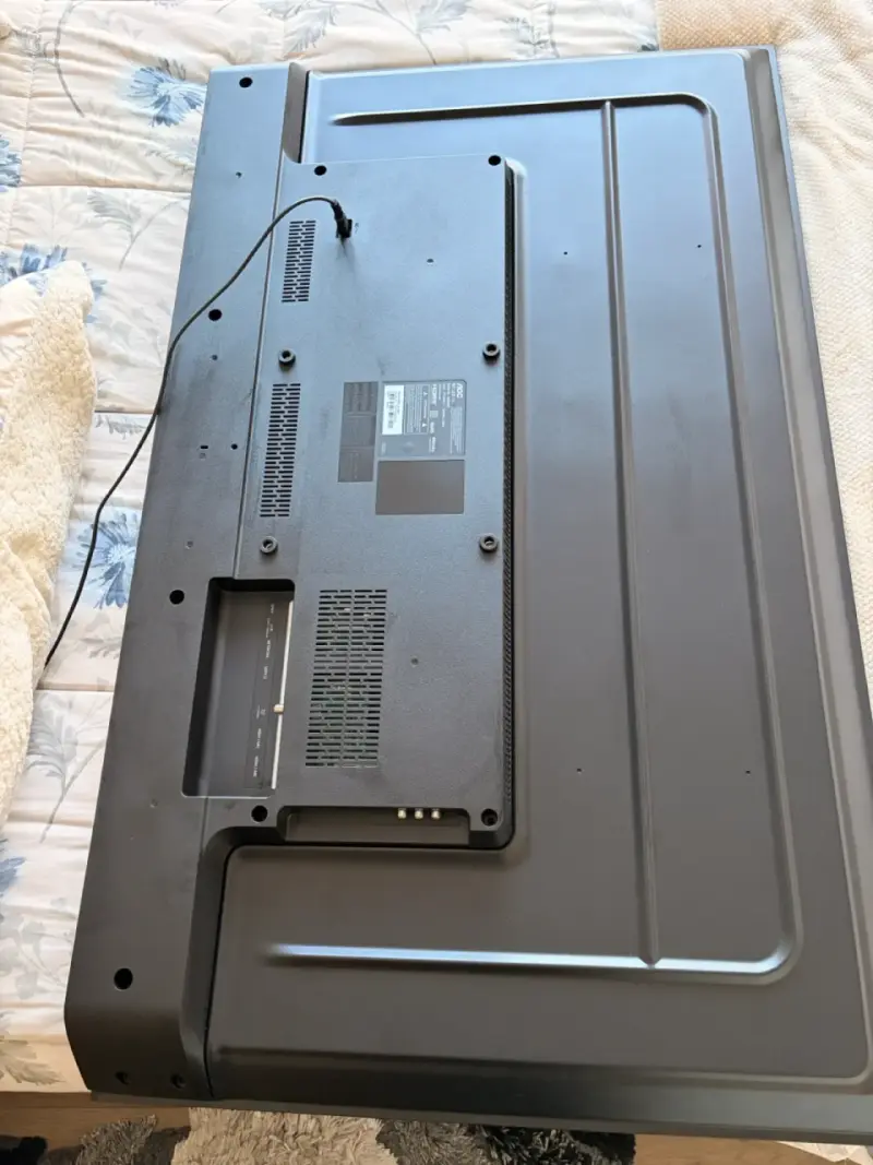 Televisor AOC pantalla grande - 2