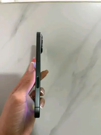 iPhone 17 - miniatura 2