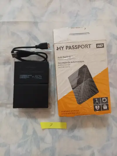 Disco Duro Externo WD 1TB - miniatura 1