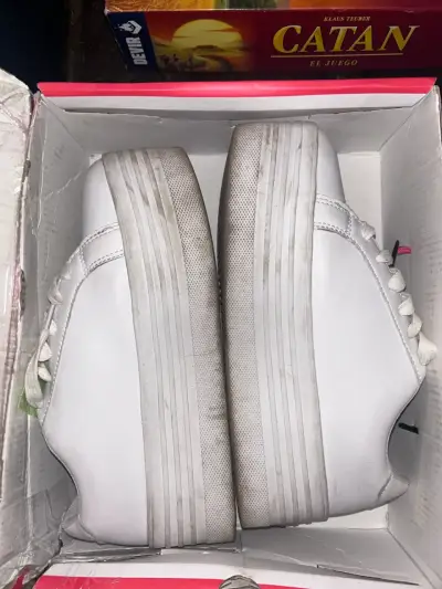 Zapatillas blancas de plataforma - miniatura 3