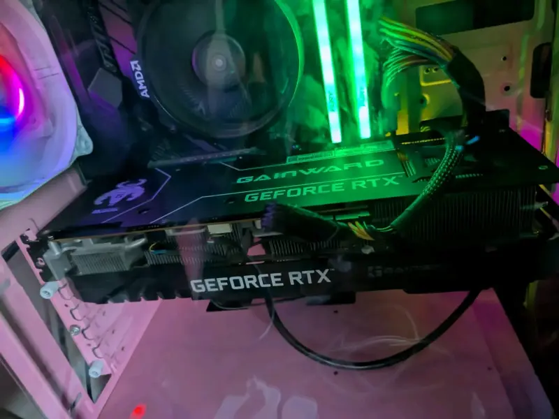 PC Gamer con RGB y tarjeta RTX - 2