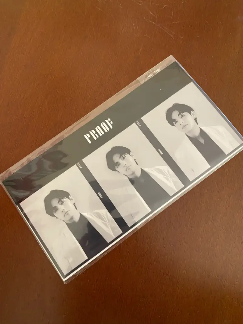 Photo card V BTS 'Proof' - 1