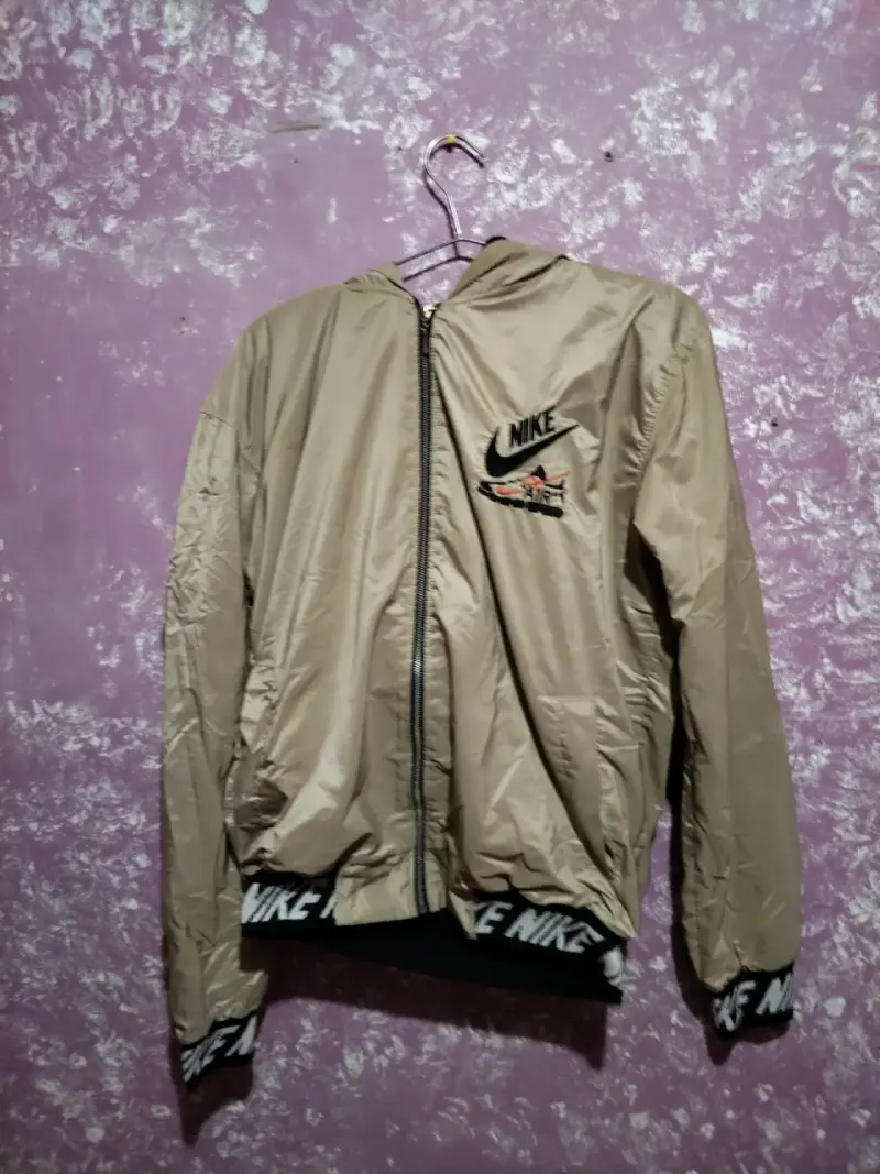 Ropa de mujer y hombre - 3