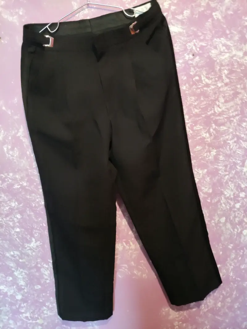 Ropa de mujer y hombre - 5
