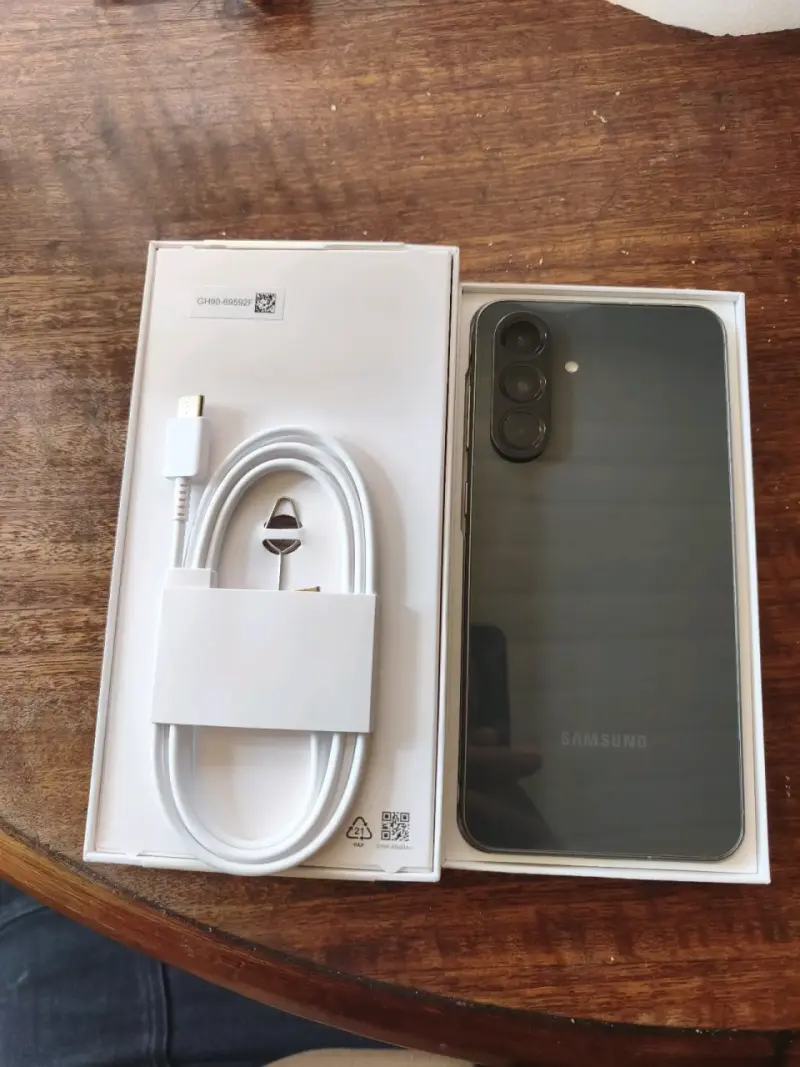 Samsung A56 5G (8/256) - 3