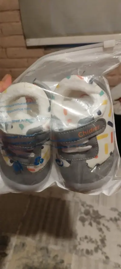 Zapatos para bebé Chidier nuevos - miniatura 1