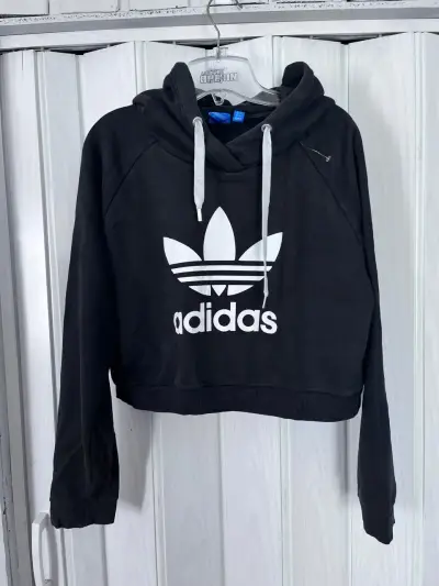 Polerón Adidas negro con capucha - miniatura 1