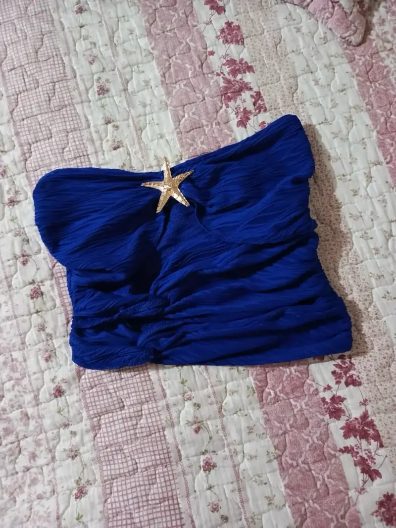 Top strapless azul con estrella - 1