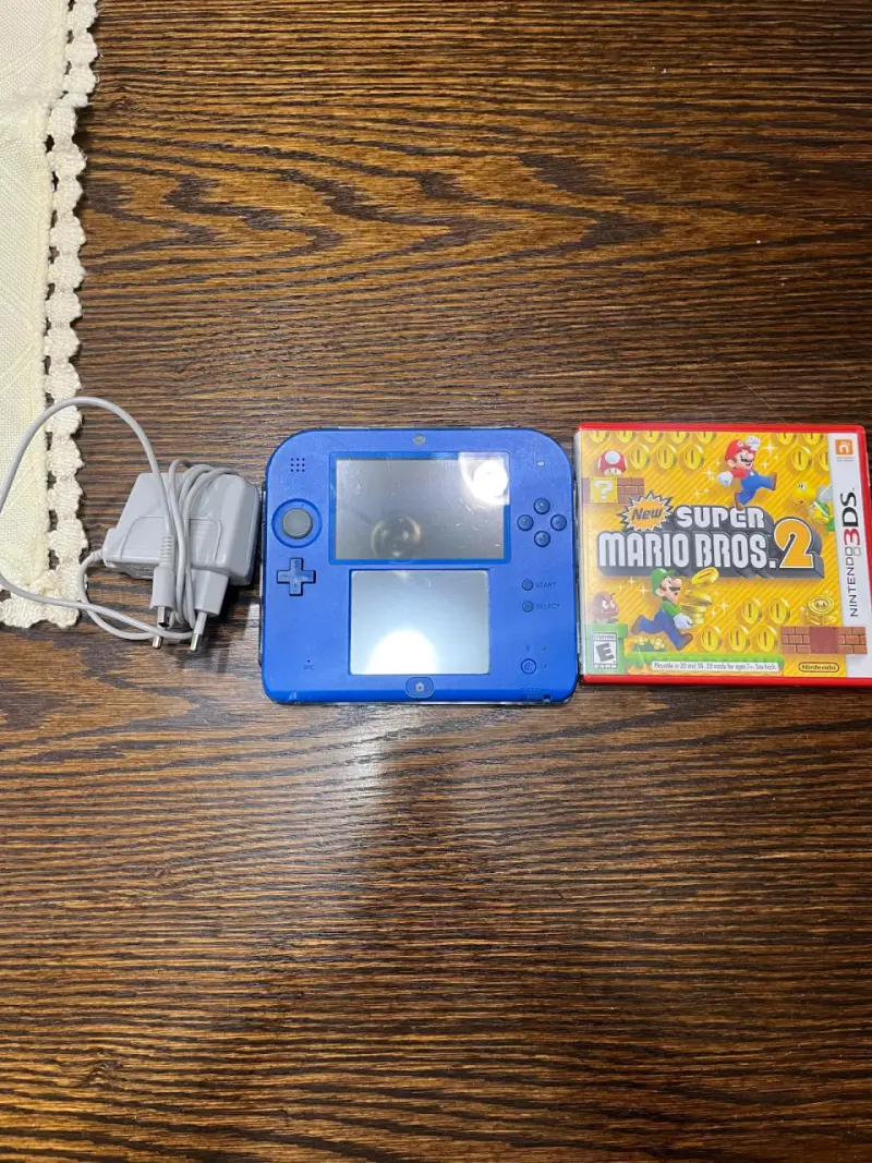 Consola Nintendo 2DS+32gb+Carcasa - 1