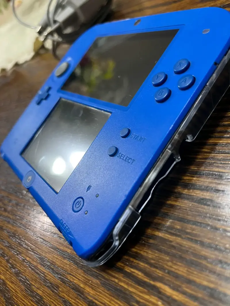 Consola Nintendo 2DS+32gb+Carcasa - 2