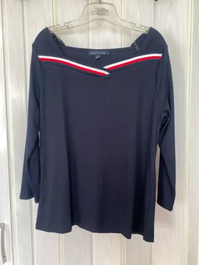 Polera azul Tommy Hilfiger - miniatura 1