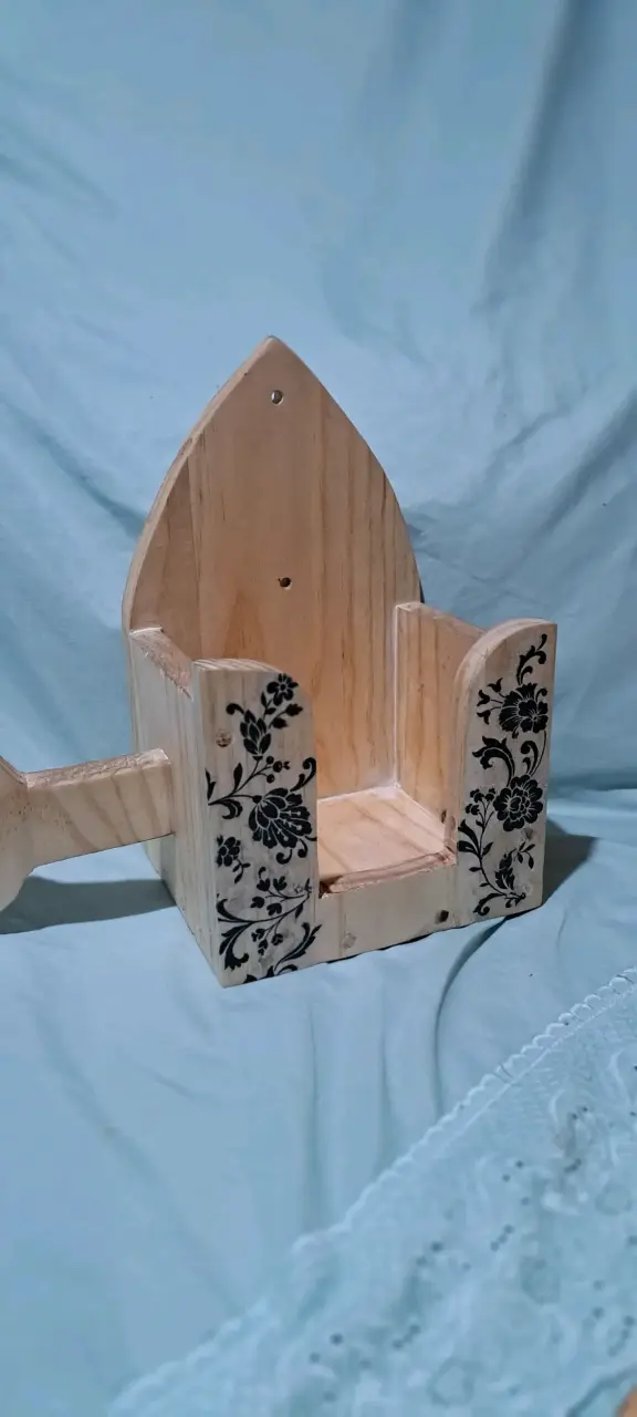 Porta plantas de madera - 2