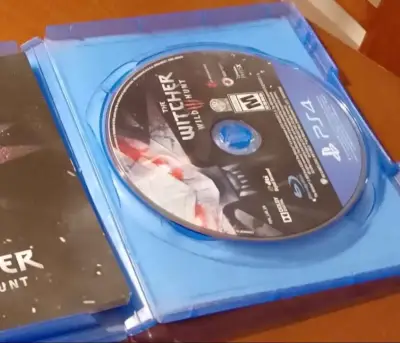 Juego PS4 The Witcher 3 - miniatura 2