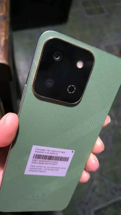HONOR X6B Smartphone verde con cámara dual - miniatura 1