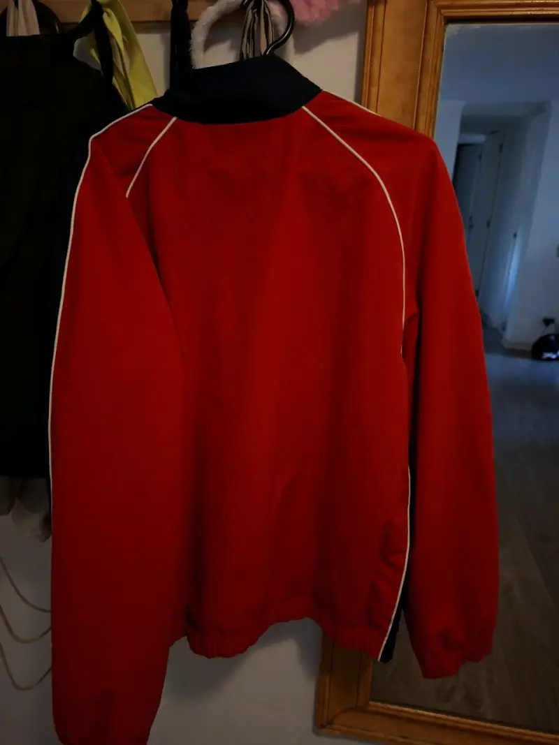 Chaqueta deportiva Nike rojo - 2