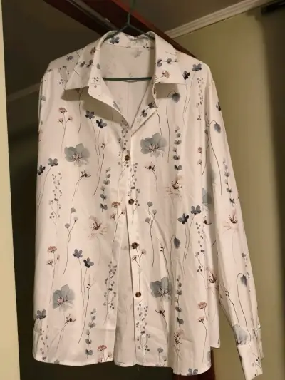 Blusa floreada Nueva - miniatura 1
