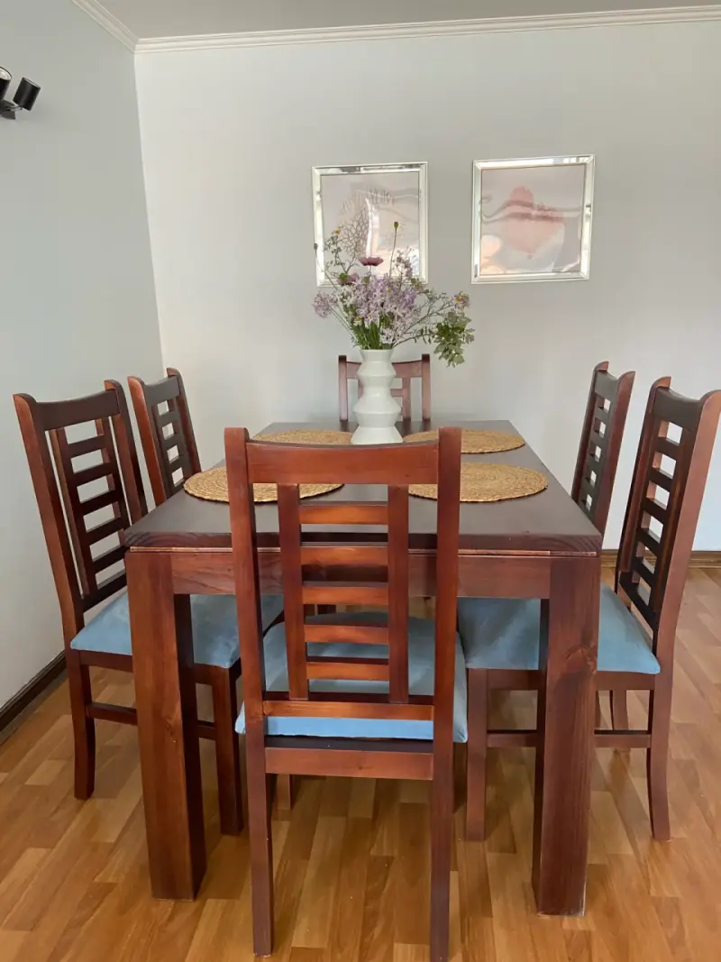Juego de comedor de madera con 6 sillas - 2