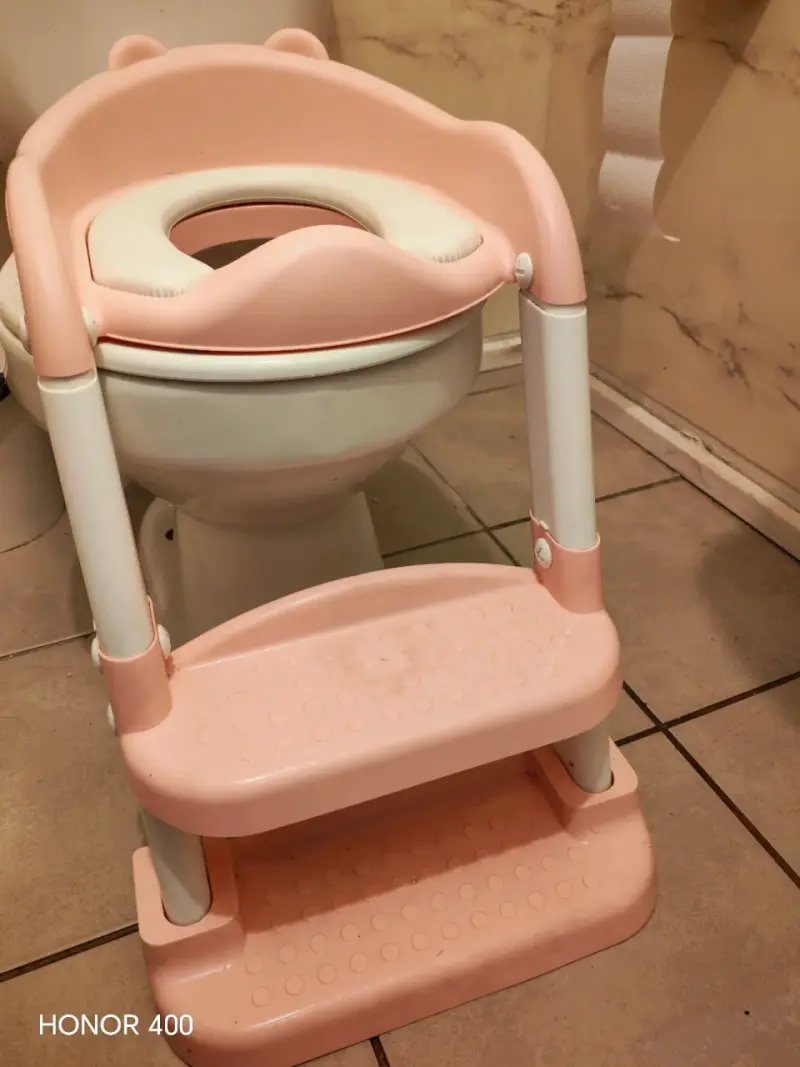 Escalera orinal infantil rosa