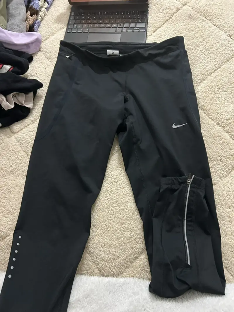 Pantalones deportivos negros Nike