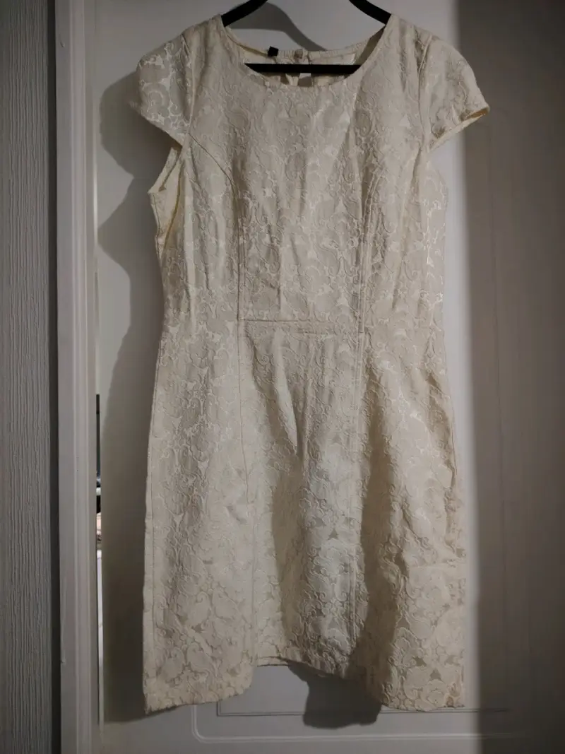 Vestido encaje crema elegante - 2