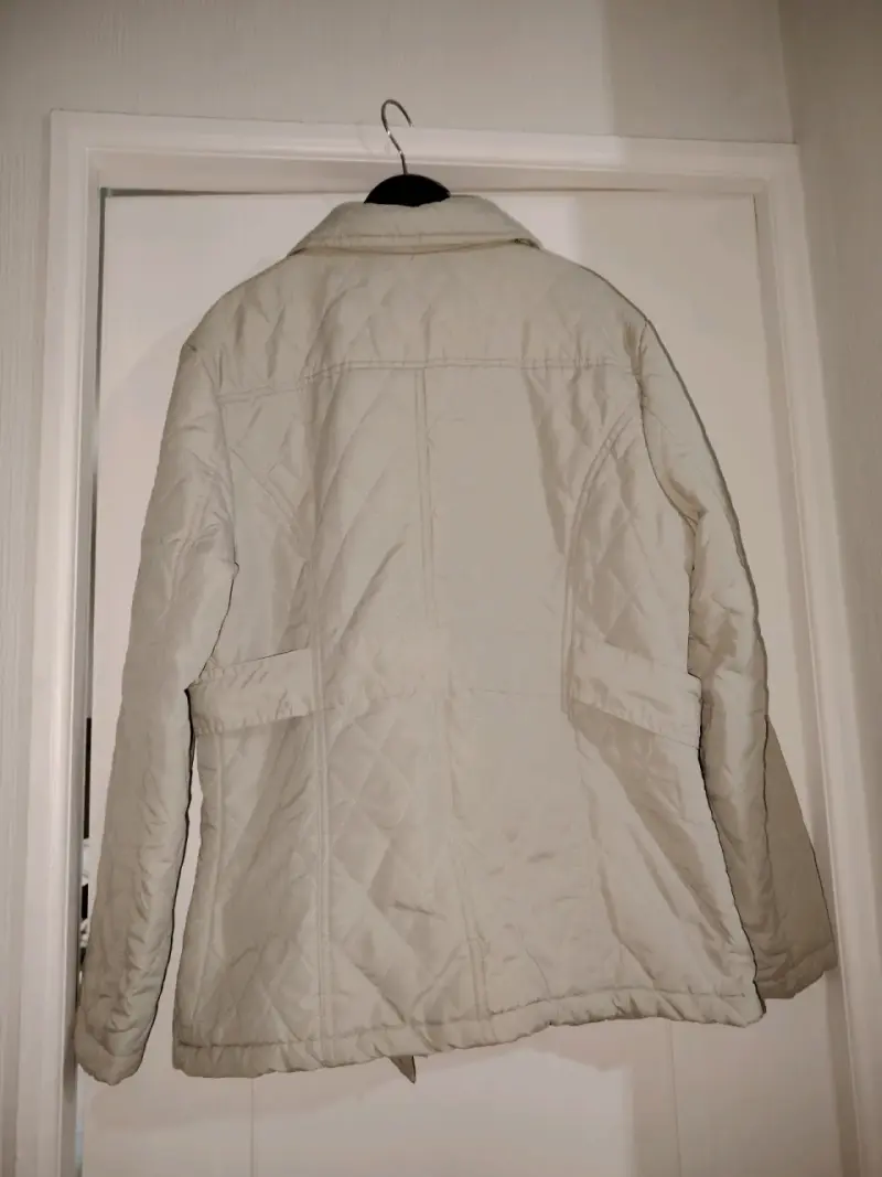 Chaqueta acolchada beige - 2