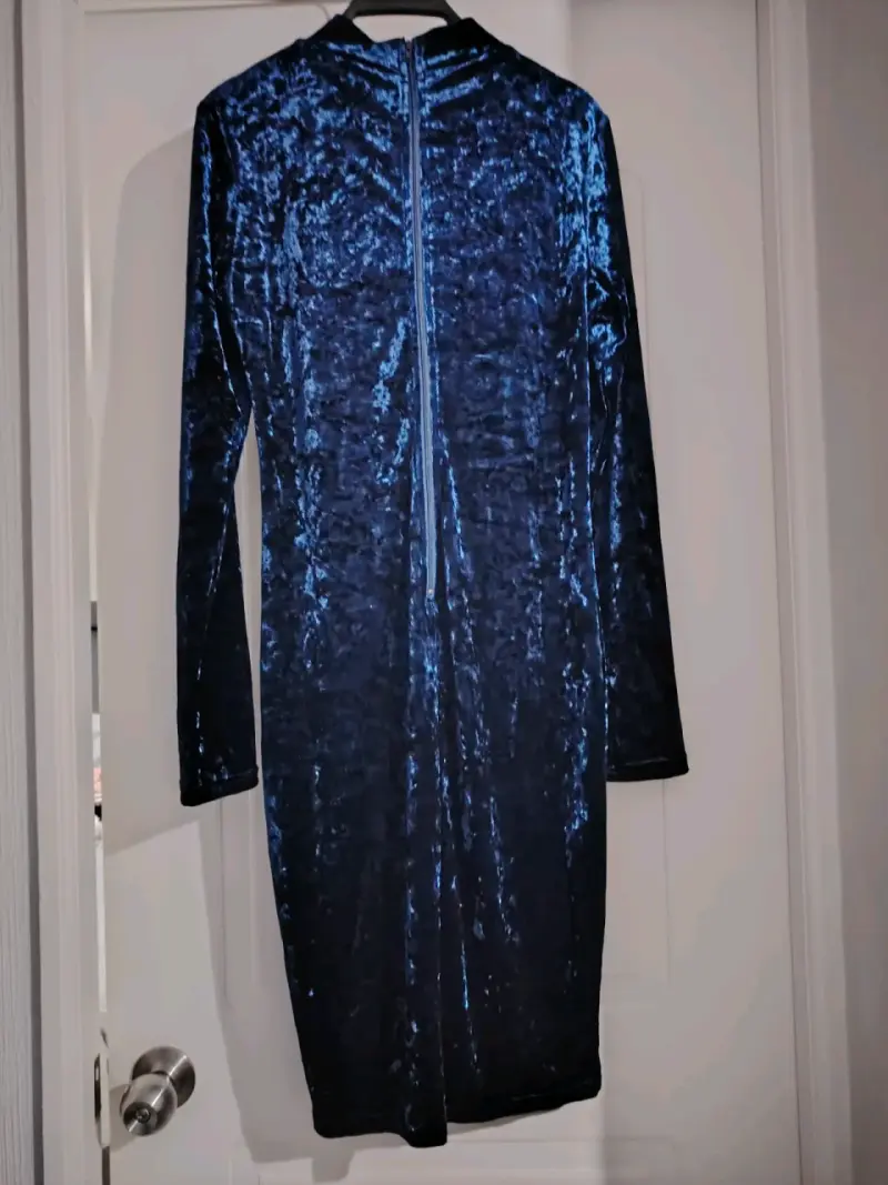 Vestido de terciopelo azul - 2