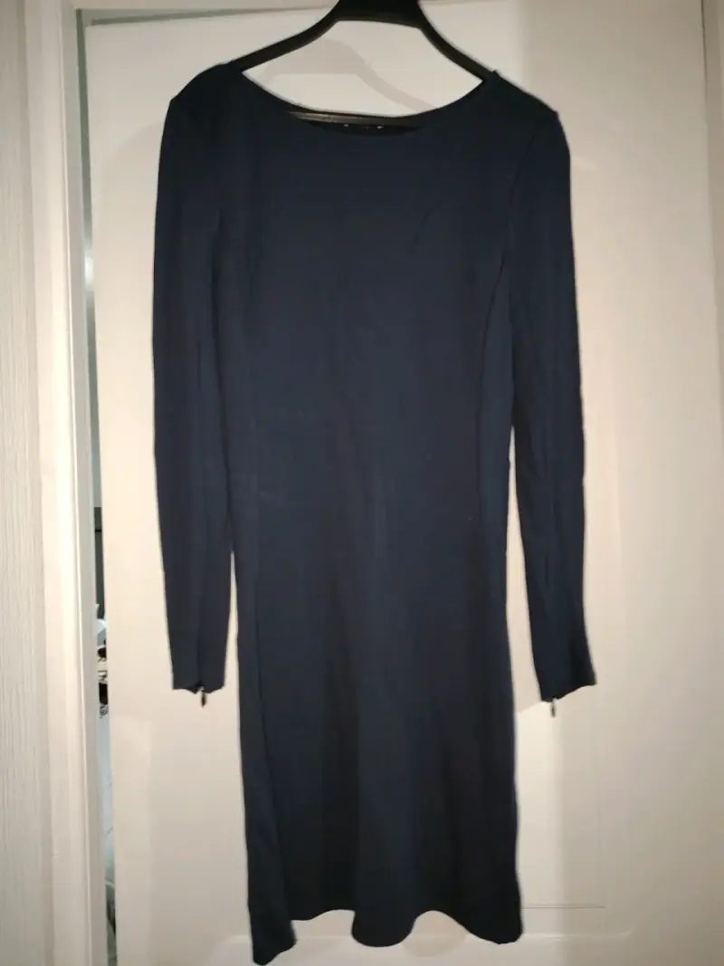 Vestido azul de manga larga - 1