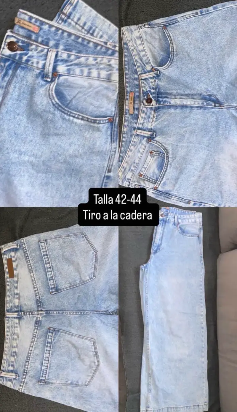 Jeans celestes tiro a la cadera