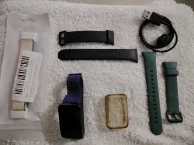 Reloj inteligente con correas - miniatura 2