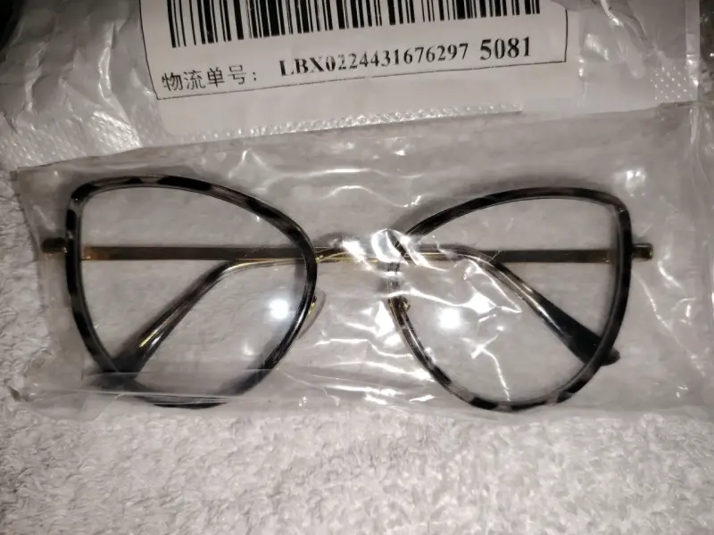 Gafas de marco dorado - 2