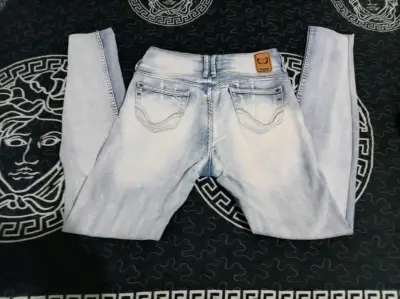 Jeans azul claro - miniatura 2