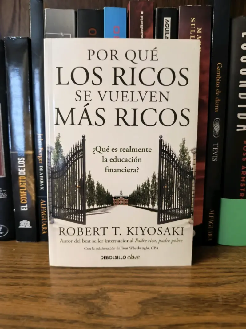 Libro 'Por qué los ricos se vuelven más ricos'