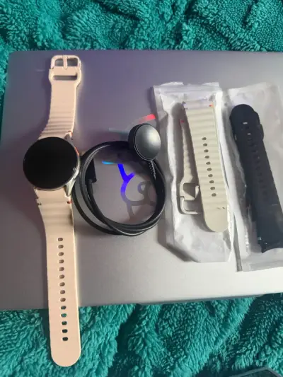 Smartwatch con correas extras - miniatura 1