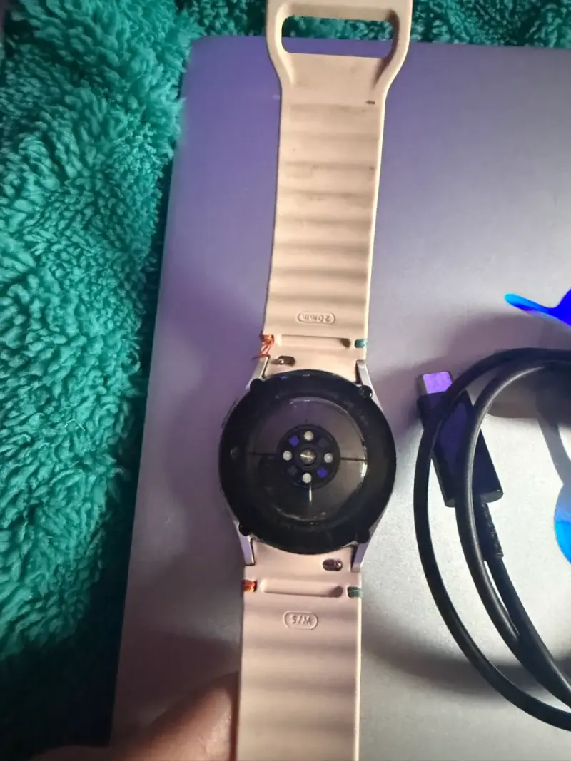 Smartwatch con correas extras - 4