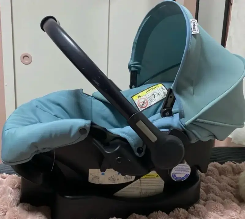 Silla de auto para bebé azul - 1