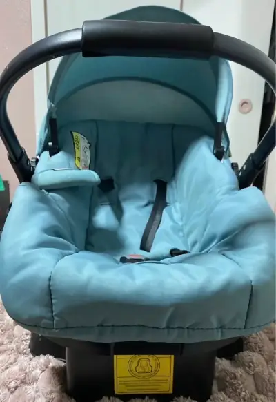 Silla de auto para bebé azul - miniatura 2