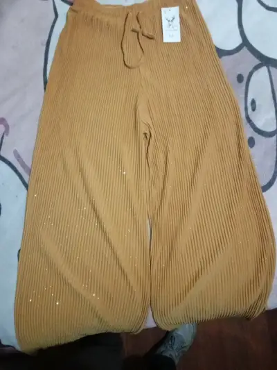 Pantalones plisados marrón claro - miniatura 1