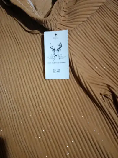 Pantalones plisados marrón claro - miniatura 2