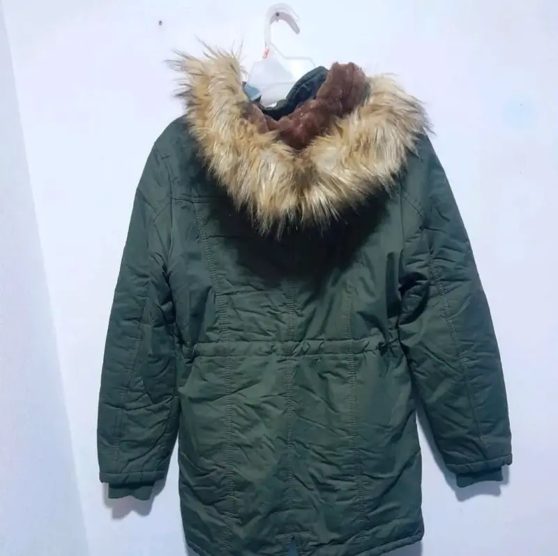 Chaqueta verde mujer con capucha de piel talla L - 2