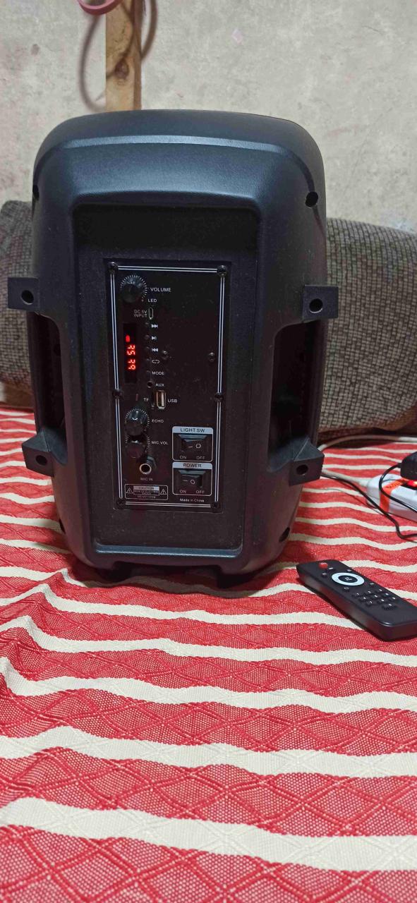 Parlante Fiddler con control remoto , Bluetooth - 4