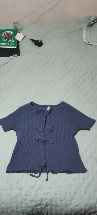 Ropa talla S - miniatura 1